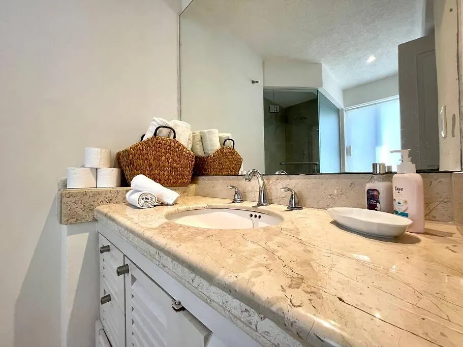 5Br Ocean Front Hotel Zone Luxury House By Solmar Rentals Cancun