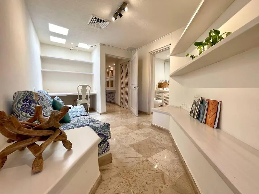 5Br Ocean Front Hotel Zone Luxury House By Solmar Rentals Cancun 0*,