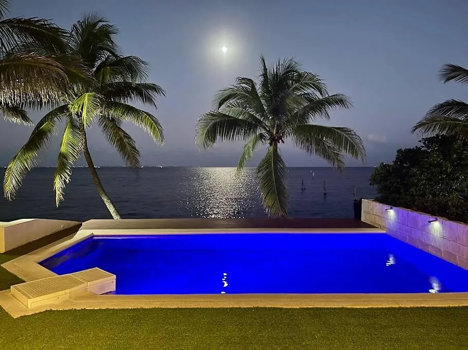 5Br Ocean Front Hotel Zone Luxury House By Solmar Rentals Cancun
